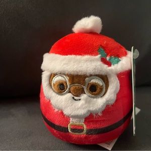 Nick the Santa squishmallow clip